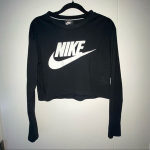 nike crop top